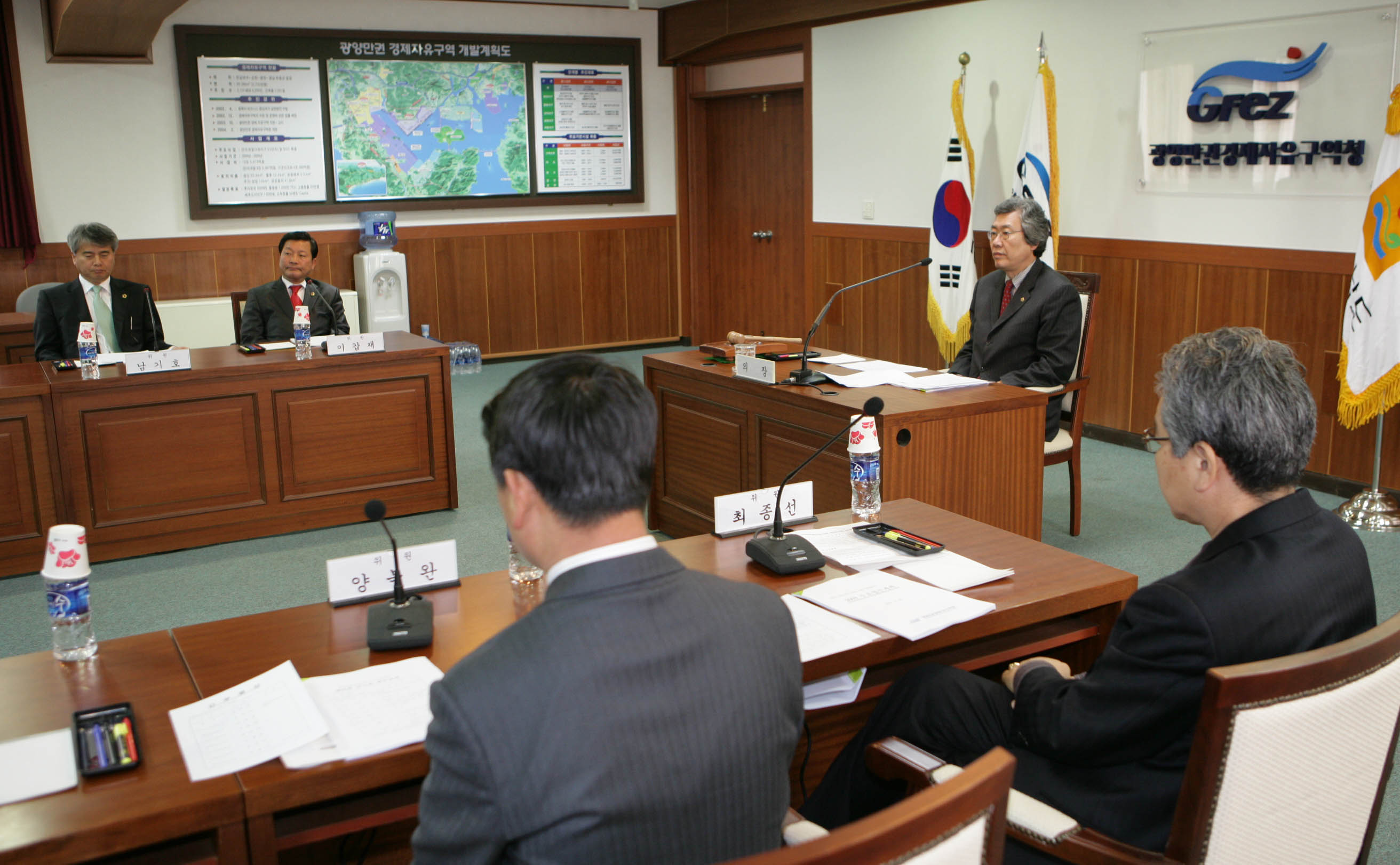 이미지 없음